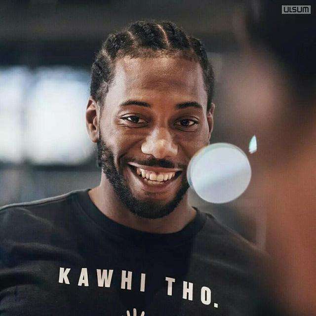 他在提醒所